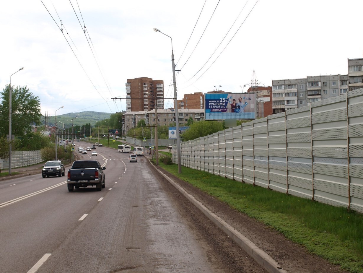 Фотография рекламного носителя, тип: Билборд 3x6, адрес: Гусарова ул., д.3а., ост. "Овощной магазин", Красноярск, Красноярский край, Россия. Сторона А1-A3 №155915