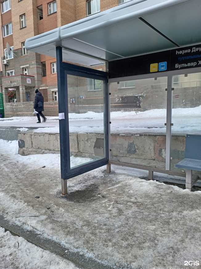 Фотография рекламного носителя, тип: Остановка 1.8x1.2, адрес: Бульвар Х.Давлетшиной Х 8 Марта ул., д.19, Уфа, Республика Башкортостан, Россия. Сторона A №1378065