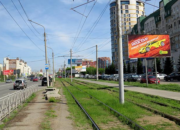 Фотография рекламного носителя, тип: Билборд 3x6, адрес: Жукова ул., д.101 Х Маяковского ул., Омск, Омская область, Россия. Сторона А №197782