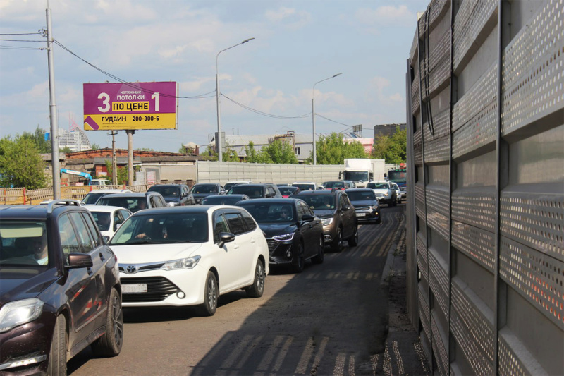 Фотография рекламного носителя, тип: Билборд 3x6, адрес: Авиаторов ул., д.2А, Красноярск, Красноярский край, Россия. Сторона Б №1405774