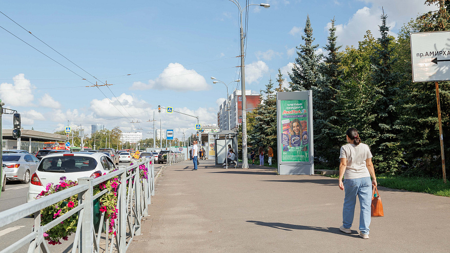 Фотография рекламного носителя, тип: Пиллар 3x1.4, адрес: Николая Ершова ул., д.2, поз.1, Казань, Республика Татарстан, Россия. Сторона A №686070
