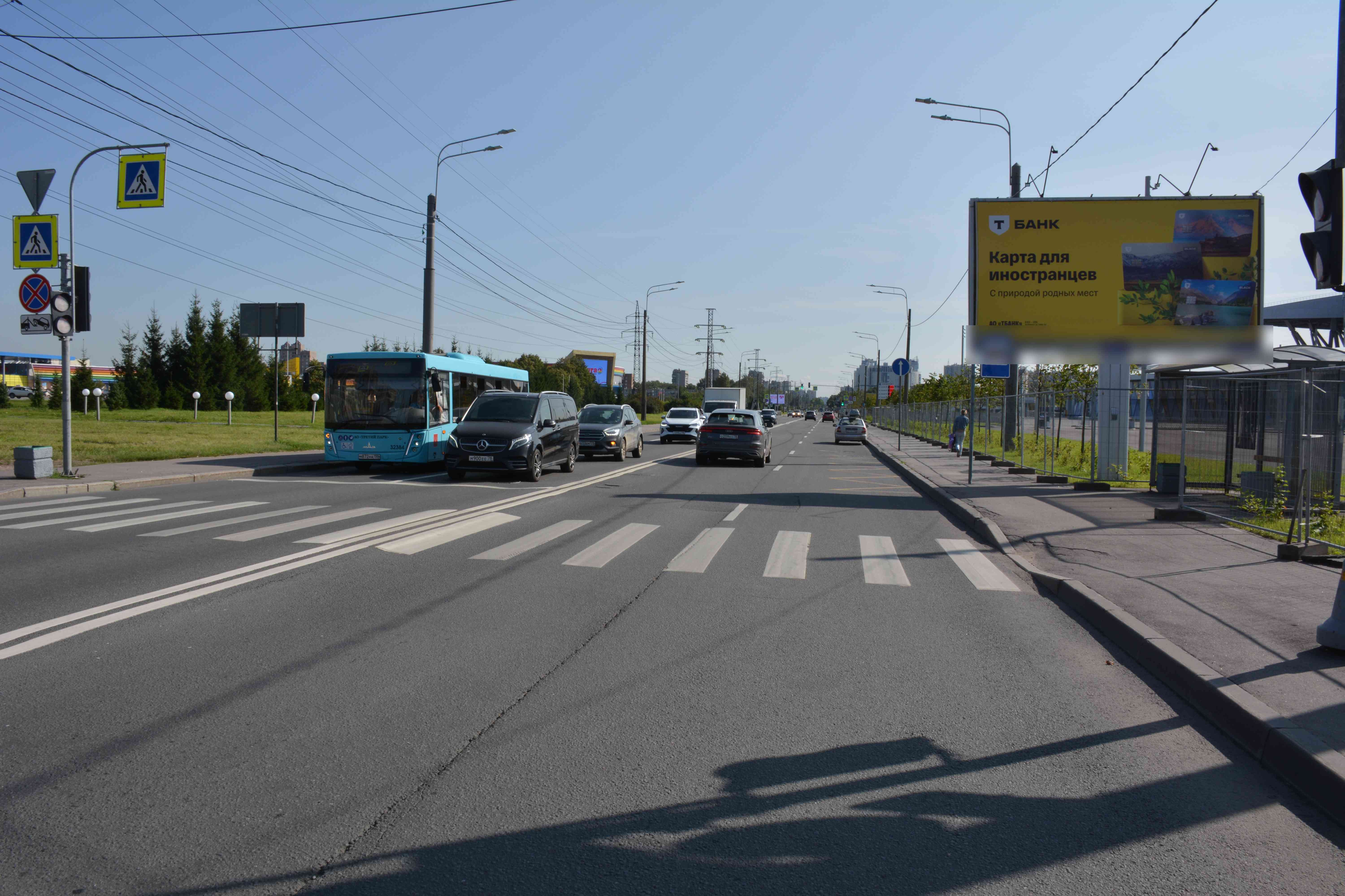 Фотография рекламного носителя, тип: Билборд 3x6, адрес: Космонавтов пр-т. Х Кузнецовская ул., д.31, Санкт-Петербург, Россия. Сторона А №106375