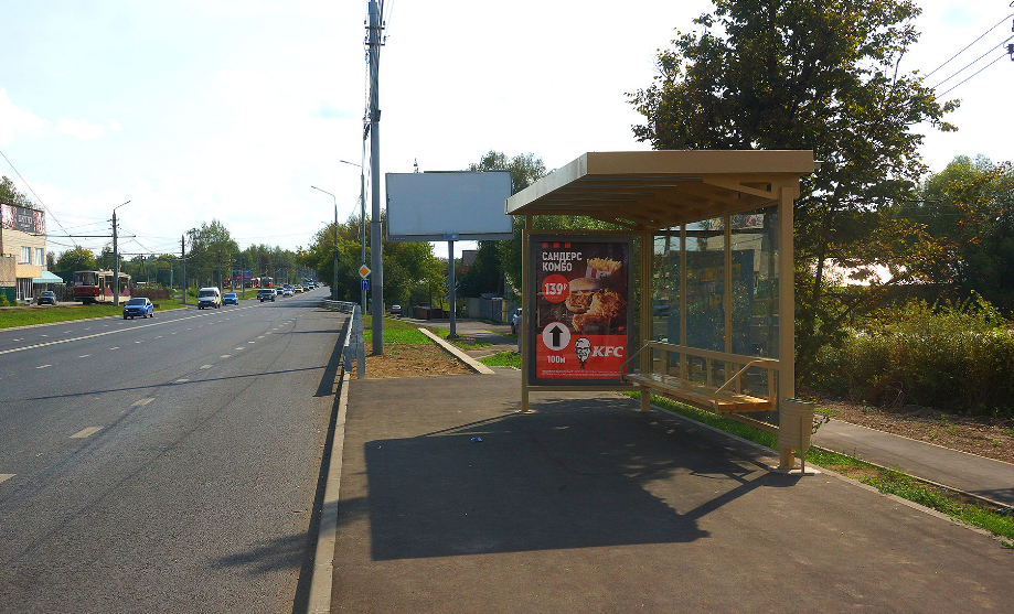Фотография рекламного носителя, тип: Остановка 1.8x1.2, адрес: Щекинское ш., д.32, Тула, Тульская область, Россия. Сторона A №805843