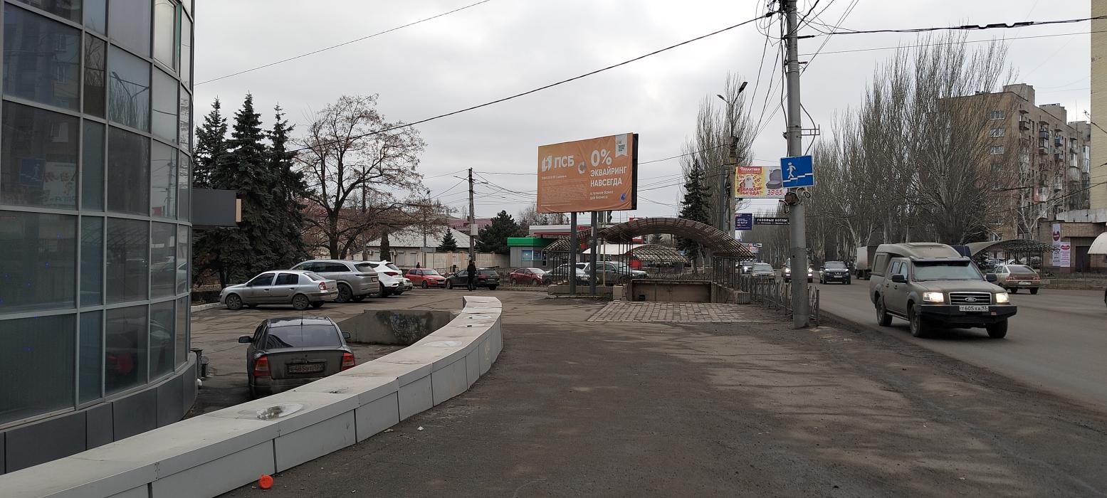 Фотография рекламного носителя, тип: Билборд 3x6, адрес: Свердлова ул. Х 250-летия Донбасса пр-т., Макеевка, Донецкая область, Россия. Сторона B №1398020