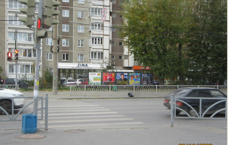 Фотография рекламного носителя, тип: Уличный информационный стенд, адрес: Белинского ул. X Саввы Белых ул., Екатеринбург, Свердловская область, Россия. Сторона A2 №1330639