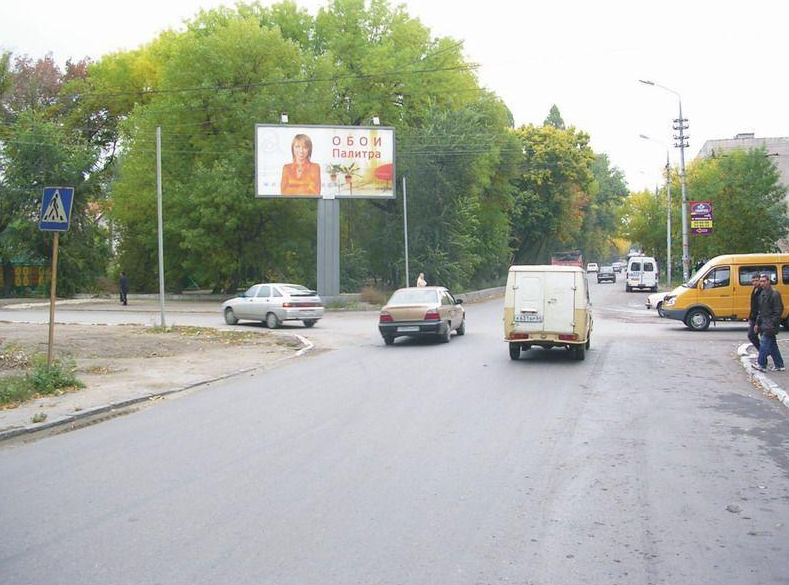 Фотография рекламного носителя, тип: Билборд 3x6, адрес: Шелковичная ул., д.68/82 Х Астраханская ул., Саратов, Саратовская область, Россия. Сторона A №107321