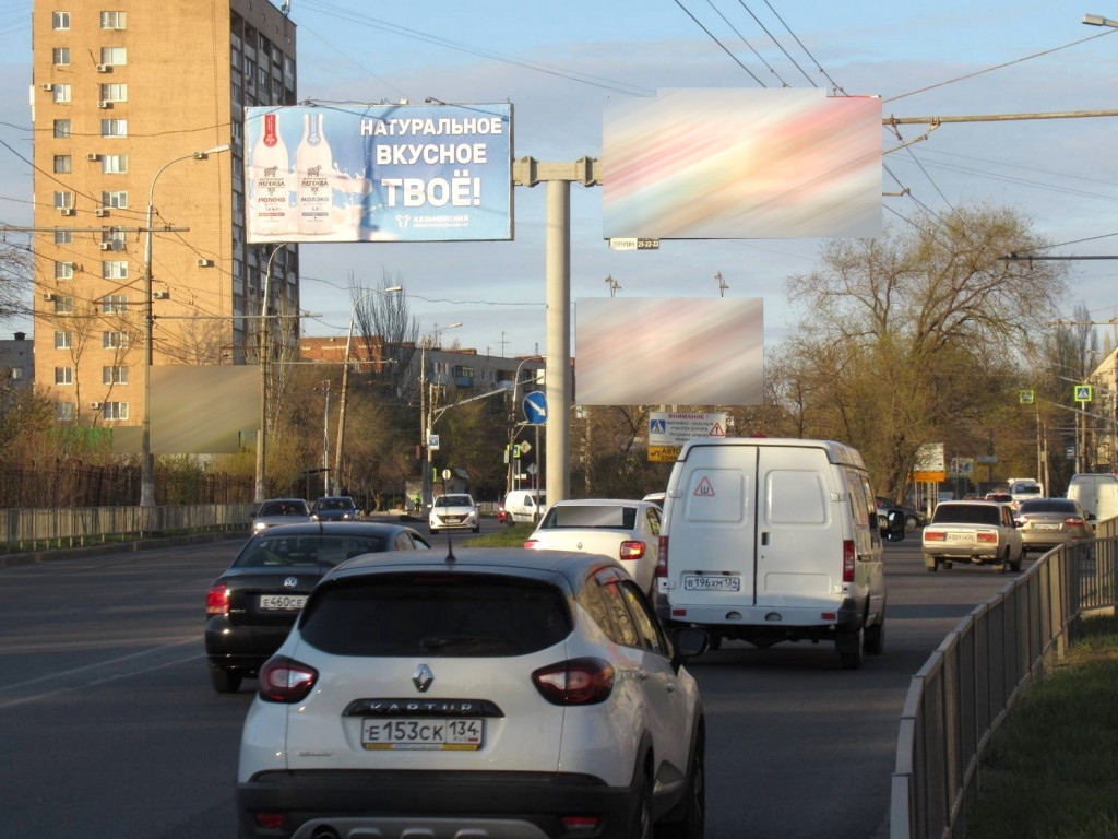 Фотография рекламного носителя, тип: Билборд 3x6, адрес: М. Еременко ул., д.98, Волгоград, Волгоградская область, Россия. Сторона А3 №111425