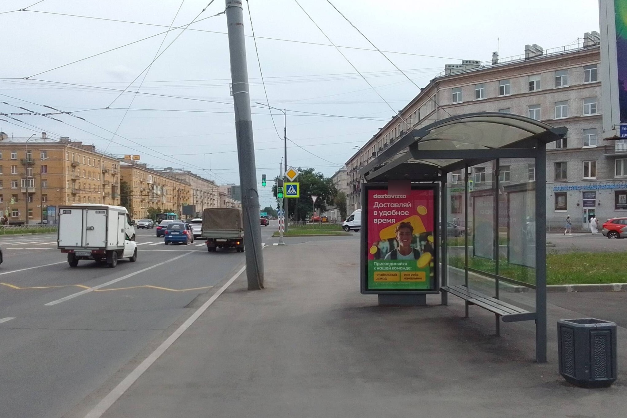 Фотография рекламного носителя, тип: Остановка 1.8x1.2, адрес: Наличная ул., д.27, поз.2, Санкт-Петербург, Россия. Сторона А №139890