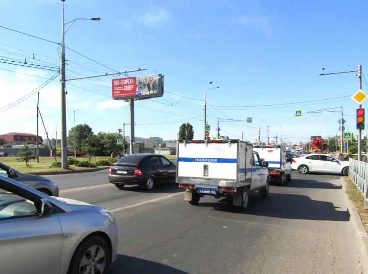 Фотография рекламного носителя, тип: Суперсайт 4x12, адрес: Дзержинского ул. Х Кореновская ул., Краснодар, Краснодарский край, Россия. Сторона Б №85208