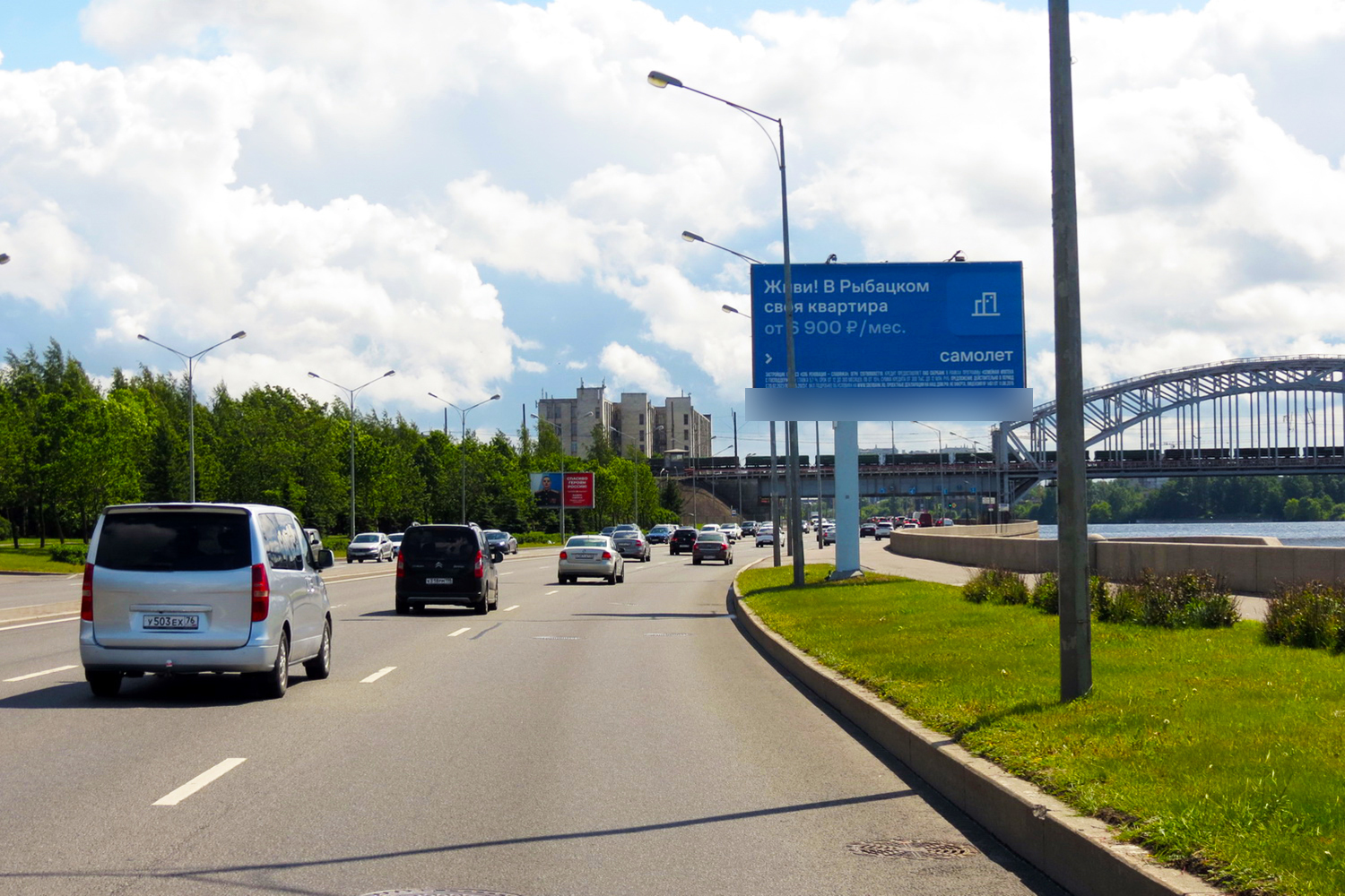 Фотография рекламного носителя, тип: Билборд 3x6, адрес: Малоохтинский пр-т., Заневский парк, Санкт-Петербург, Россия. Сторона А №708195