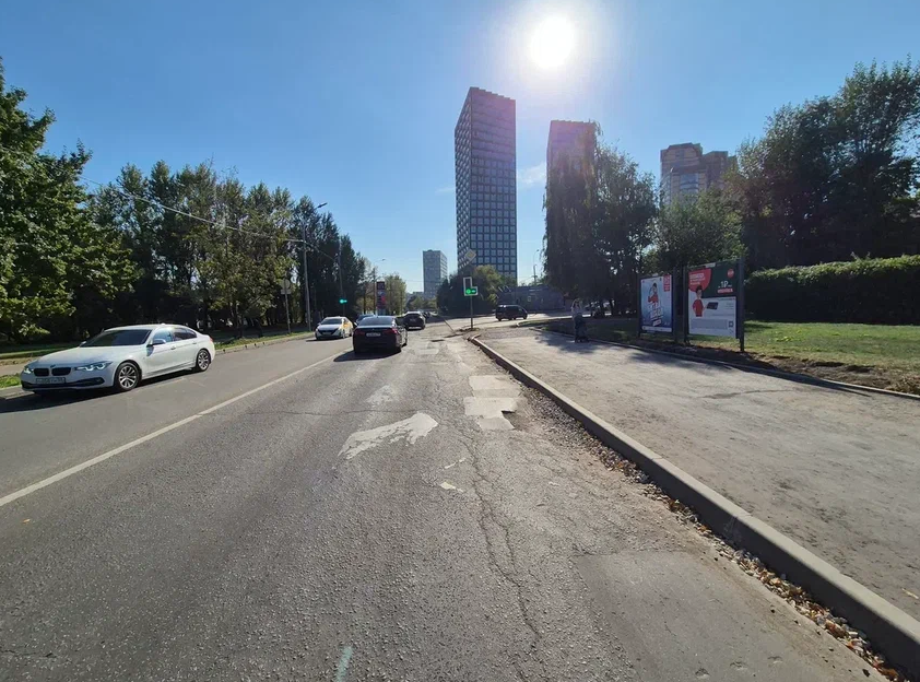 Фотография рекламного носителя, тип: Афиша 1.75x1.8, адрес: Архитектора Власова ул., Воронцовский парк , вл.2 стр. 1, стенд 2, Москва, Россия. Сторона A №886508