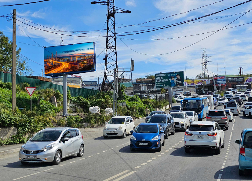 Фотография рекламного носителя, тип: Билборд 3x6, адрес: Адмирала Юмашева ул., д.35, стр.2, Владивосток, Приморский край, Россия. Сторона Б1 №154052