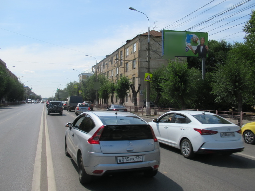 Фотография рекламного носителя, тип: Билборд 3x6, адрес: Рабоче-Крестьянская ул., д.34, Волгоград, Волгоградская область, Россия. Сторона А №111154