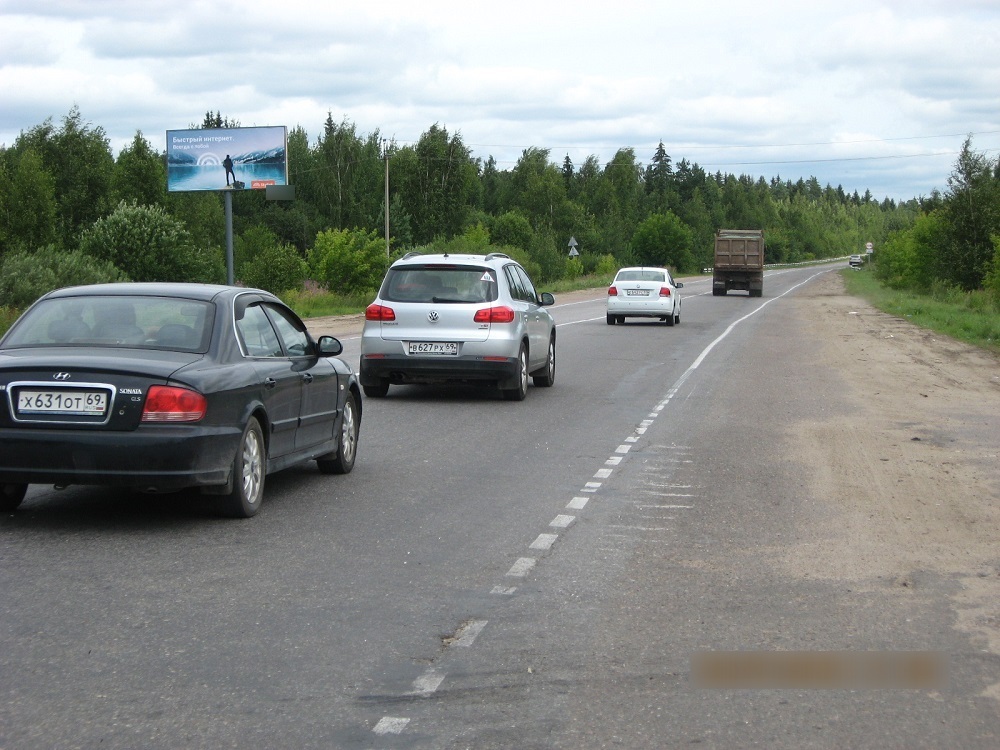 Фотография рекламного носителя, тип: Билборд 3x6, адрес: Бежецкое ш., поз.3, Тверь, Тверская область, Россия. Сторона В №624063