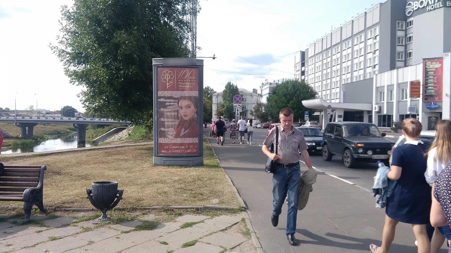 Фотография рекламного носителя, тип: Пиллар 3x1.4, адрес: Желябова ул., д.1а, Тверь, Тверская область, Россия. Сторона В №228108