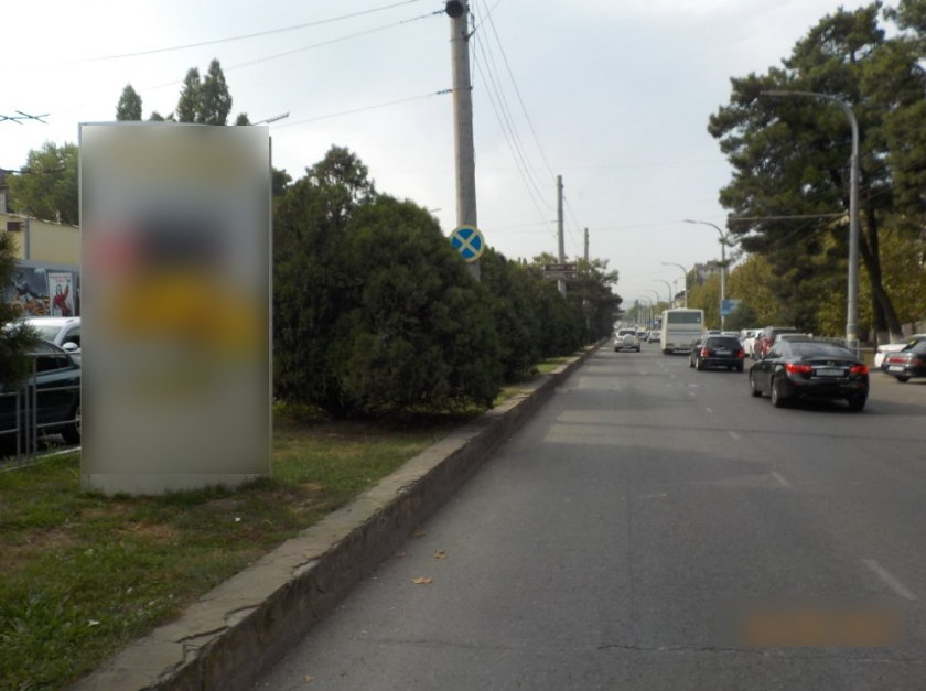 Фотография рекламного носителя, тип: Нестандартный ситиформат, адрес: Анапское ш., разделительная полоса, поз.2, Новороссийск, Краснодарский край, Россия. Сторона Б №480476