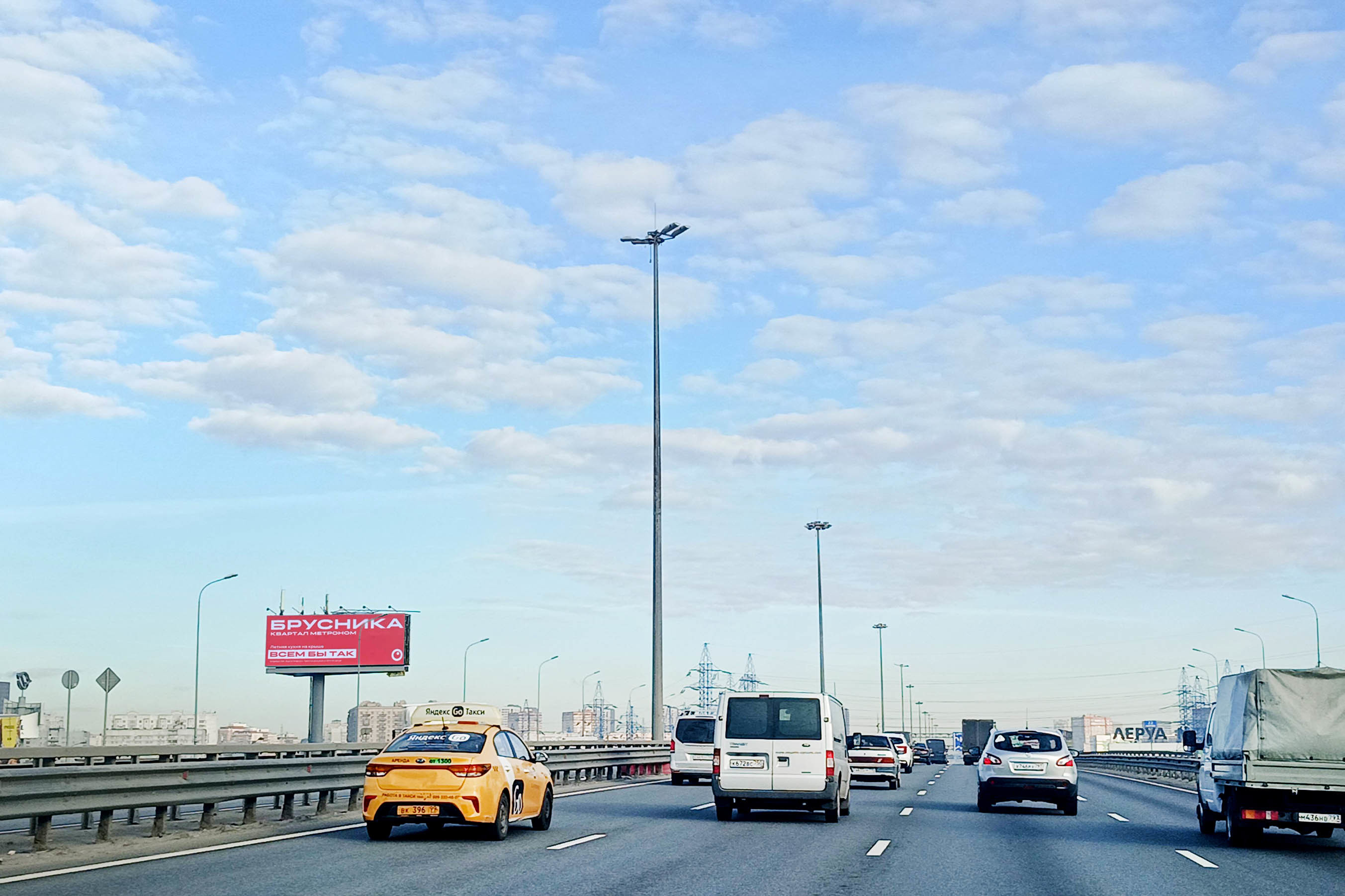 Фотография рекламного носителя, тип: Суперсайт 5x15, адрес: Новорязанское ш., 21 700м, Котельники, Московская область, Россия. Сторона Б №720155