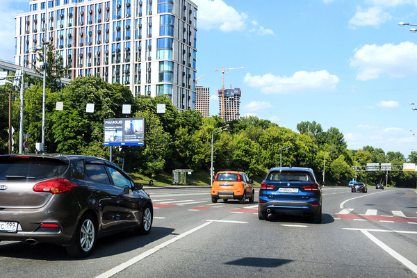 Фотография рекламного носителя, тип: Билборд 3x6, адрес: Воробьевское ш., д.6, Москва, Россия. Сторона Б1 №95107