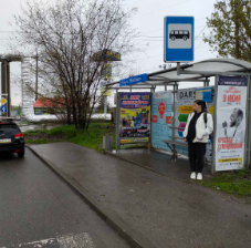 Фотография рекламного носителя, тип: Остановка, адрес: Урицкого ул., д.100, Ульяновск, Ульяновская область, Россия. Сторона стекла внутри №1 №1370336