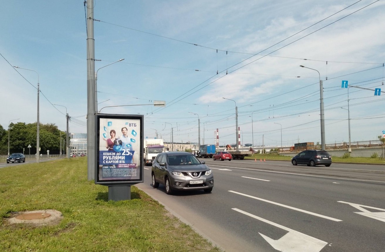 Фотография рекламного носителя, тип: Ситиформат 1.8x1.2, адрес: Обуховской Обороны пр-т., д.3, Санкт-Петербург, Россия. Сторона Б №638207