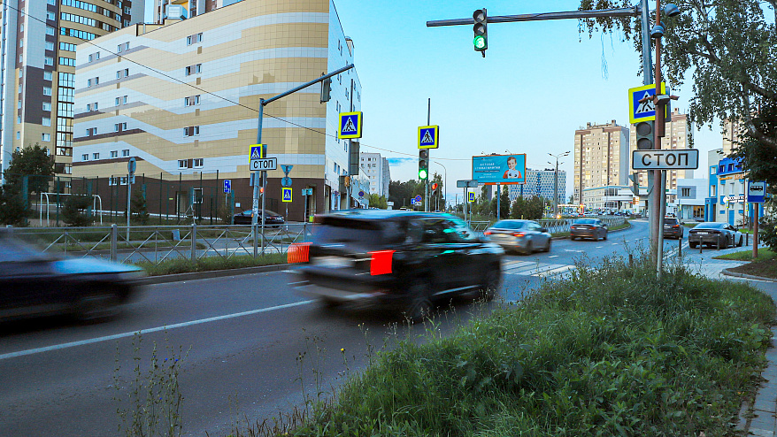 Фотография рекламного носителя, тип: Билборд 3x6, адрес: Дубравная ул., при движении от ул.Рихарда Зорге в сторону д.3 по ул.Дубравная, Казань, Республика Татарстан, Россия. Сторона B №679176