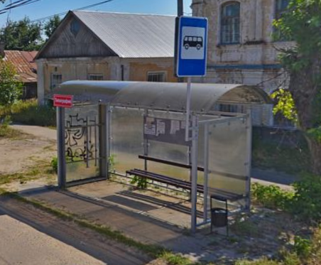 Фотография рекламного носителя, тип: Остановка 1.8x1.2, адрес: Комсомольская ул., ост. «Типография», Рассказово, Тамбовская область, Россия. Сторона А №1376700