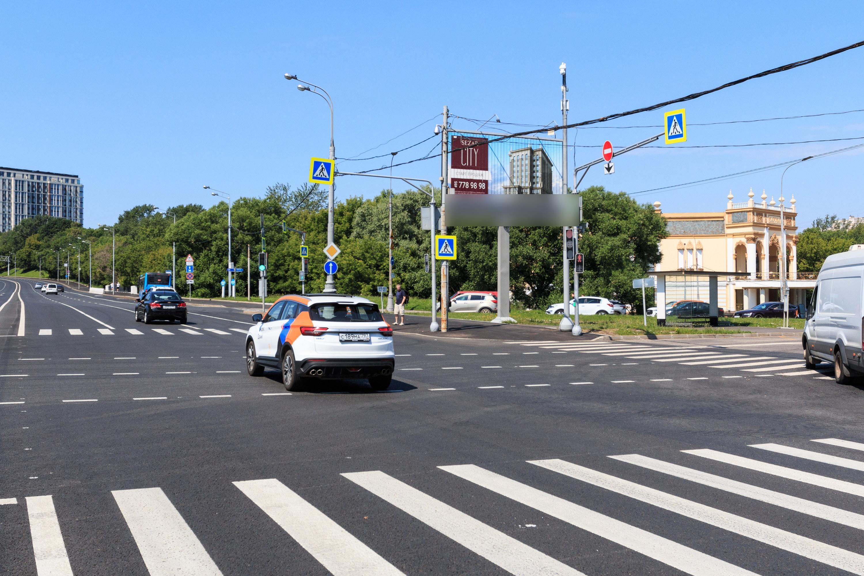 Фотография рекламного носителя, тип: Билборд 3x6, адрес: Воробьевское ш. д.2Б, Москва, Россия. Сторона A1-A3 №278221