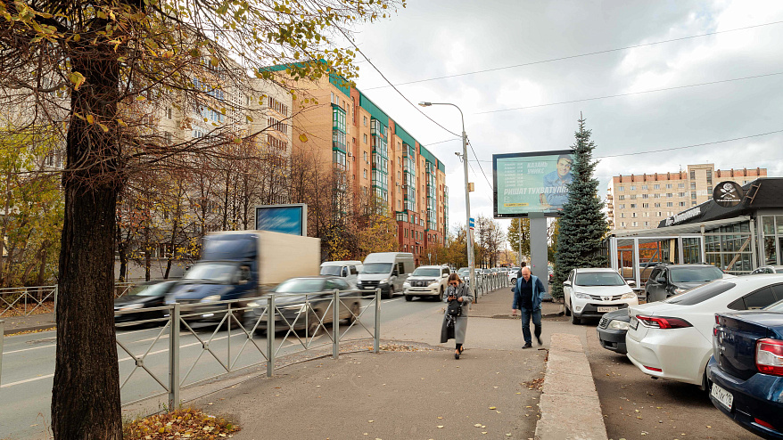 Фотография рекламного носителя, тип: Ситиборд 2.7x3.7, адрес: Достоевского ул., д.53А, Казань, Республика Татарстан, Россия. Сторона B №686056