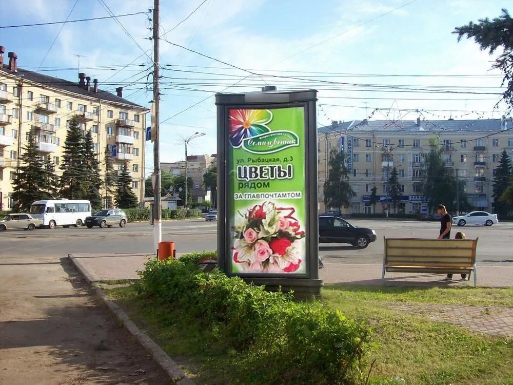 Фотография рекламного носителя, тип: Пиллар 3x1.4, адрес: Капошвара пл., д.1/16 X Победы пр-т., поз.2, Тверь, Тверская область, Россия. Сторона С №228118