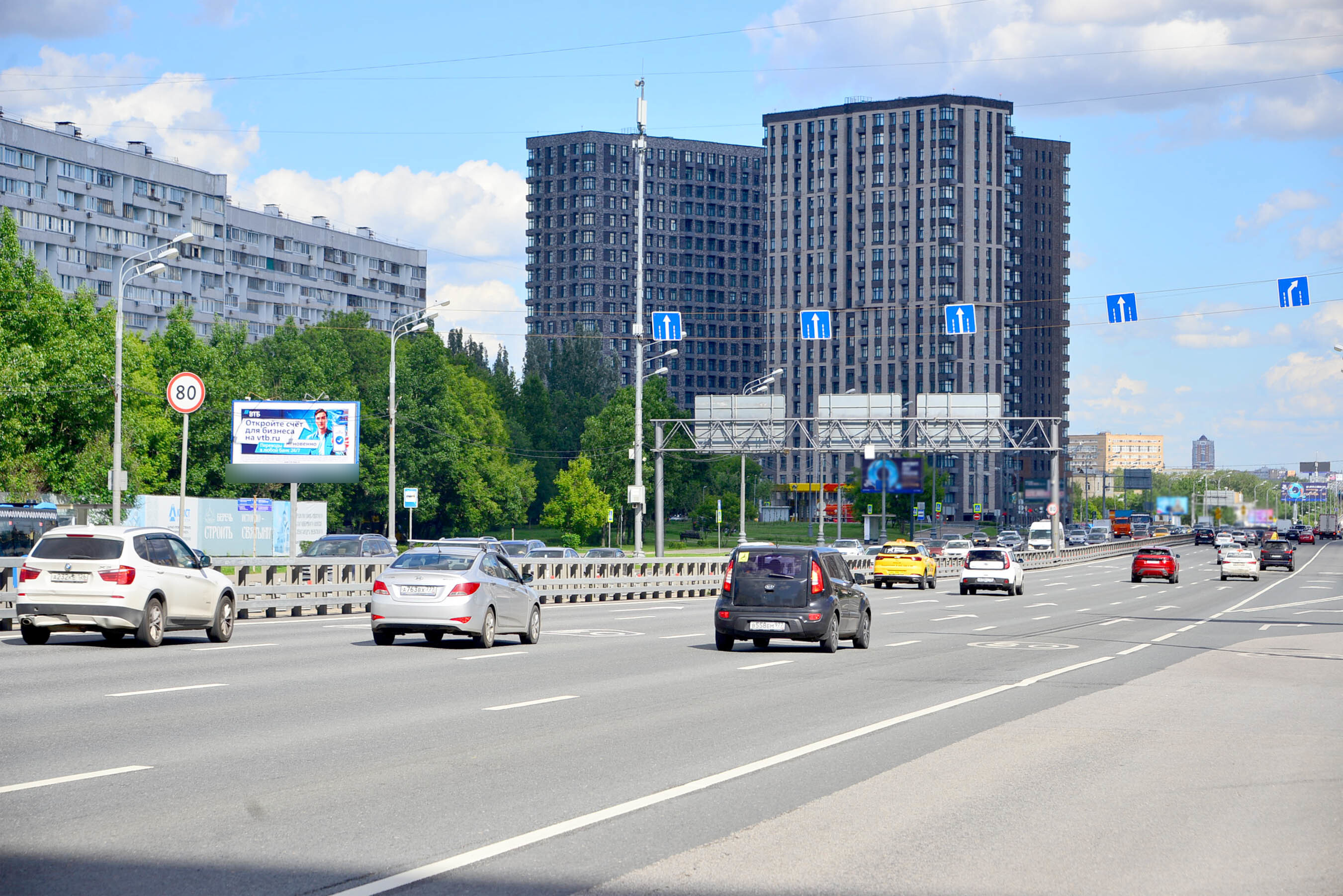 Фотография рекламного носителя, тип: Билборд 3x6, адрес: Мневники ул., д.12, корп.1, Москва, Россия. Сторона Б1 №102116