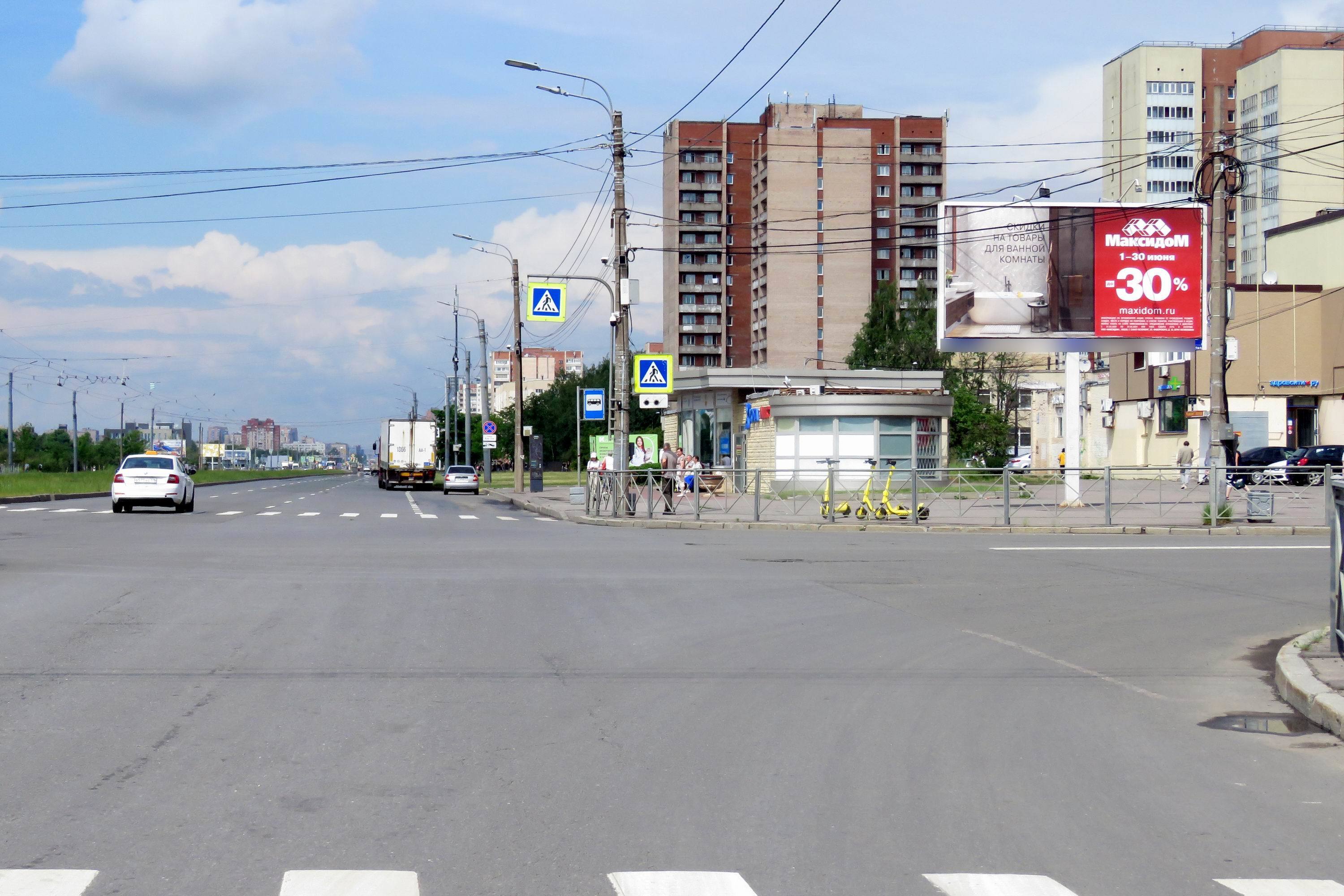 Фотография рекламного носителя, тип: Билборд 3x6, адрес: Бухарестская ул., д.144 Х Олеко Дундича ул., Санкт-Петербург, Россия. Сторона А1 №703230