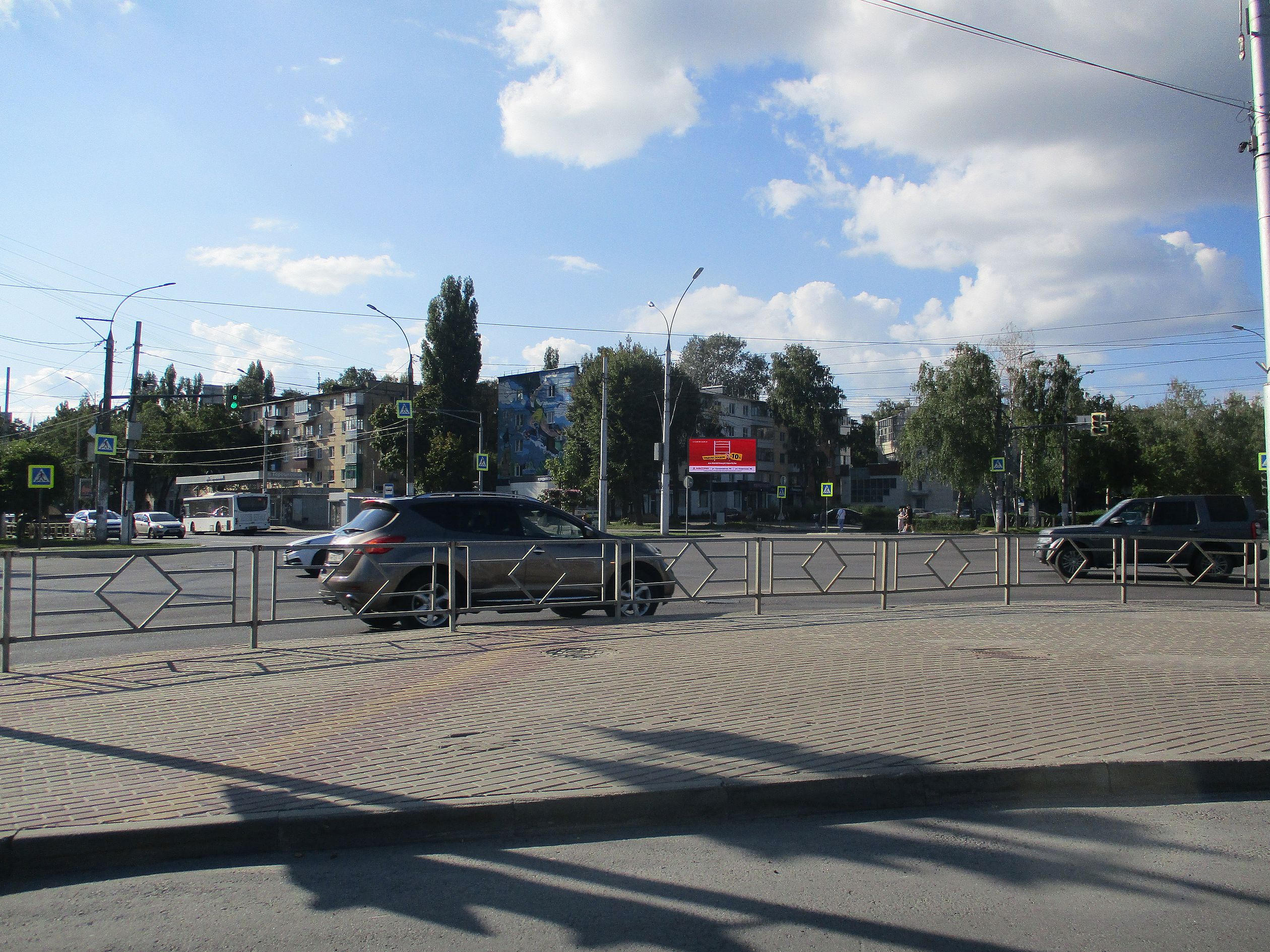 Фотография рекламного носителя, тип: Билборд 3x6, адрес: В. Терешковой ул. Х Космонавтов ул., д.30, Липецк, Липецкая область, Россия. Сторона A1-A10 №1001449