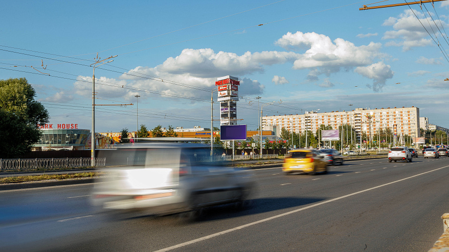 Фотография рекламного носителя, тип: Билборд 3x6, адрес: Ямашева пр-т., заезд в ТРЦ "Парк хаус", Казань, Республика Татарстан, Россия. Сторона B №674423