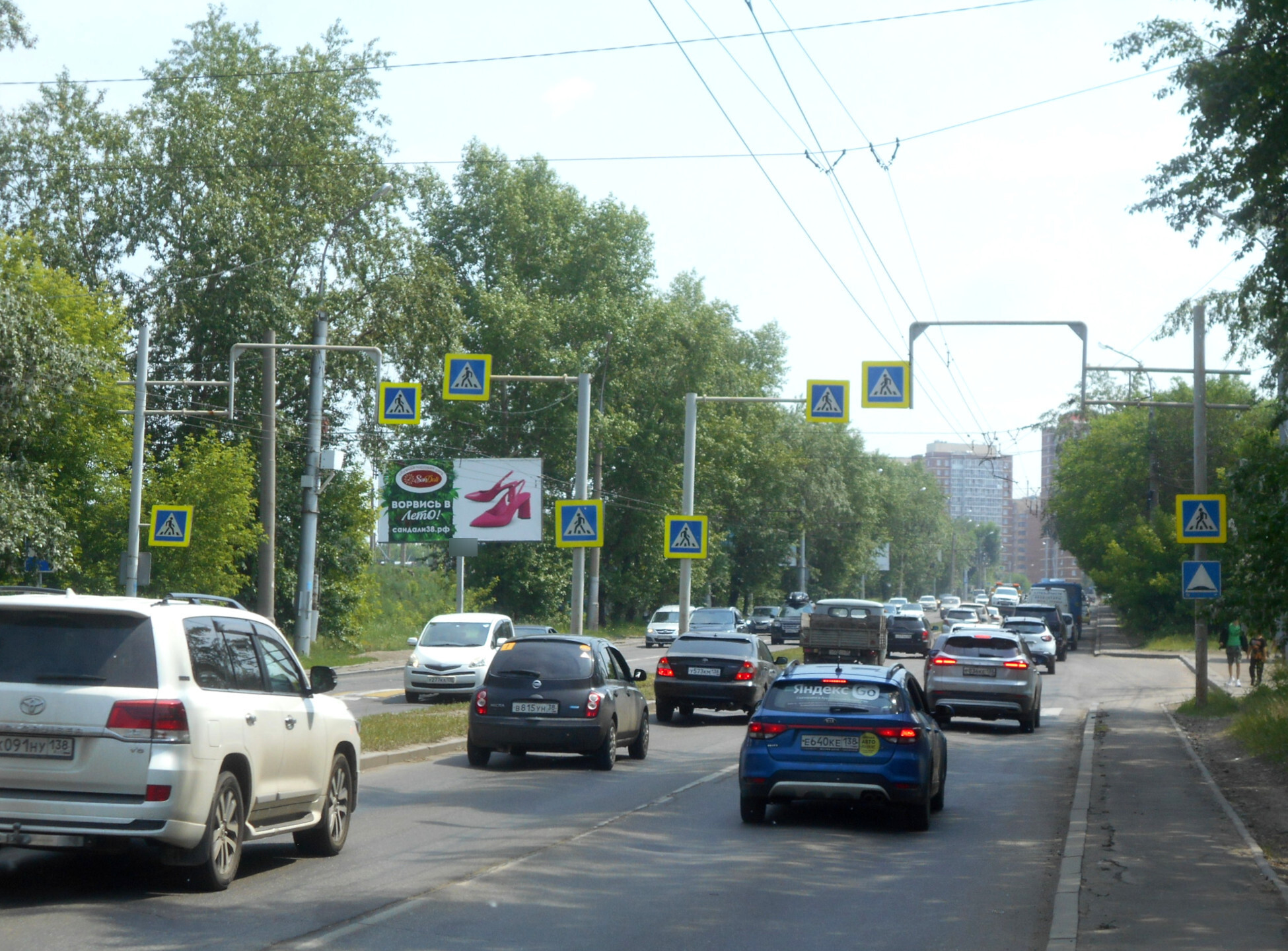 Фотография рекламного носителя, тип: Билборд 3x6, адрес: Объездная а/д, Университетский мкрн., поз.4, Иркутск, Иркутская область, Россия. Сторона Б №836456