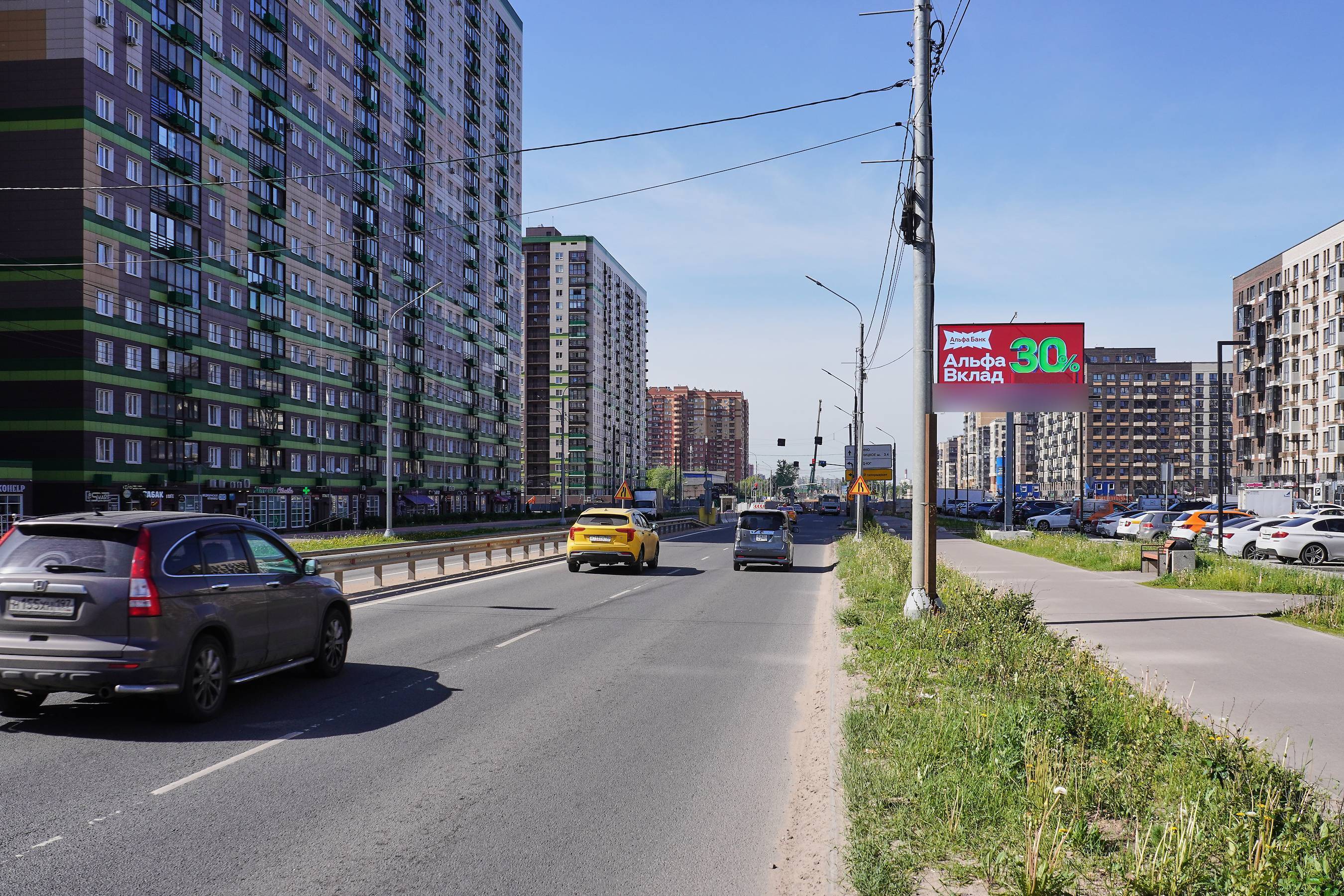 Фотография рекламного носителя, тип: Билборд 3x6, адрес: Путилковское ш., 1 800м, слева, Московская область, Россия. Сторона А1 №1006699