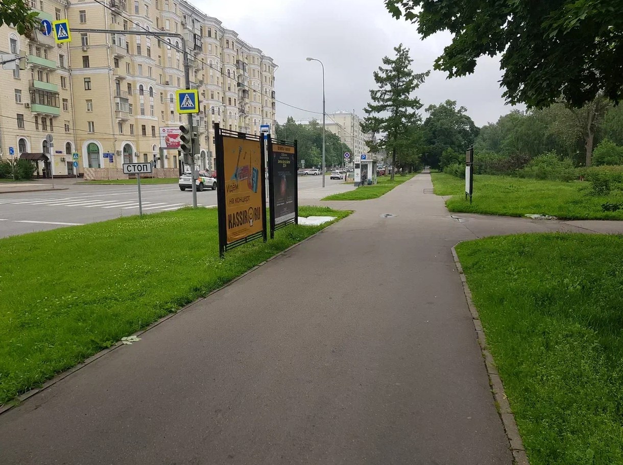 Фотография рекламного носителя, тип: Афиша 1.75x1.8, адрес: Куусинена ул., д.13, стенд 2, Москва, Россия. Сторона B №882580