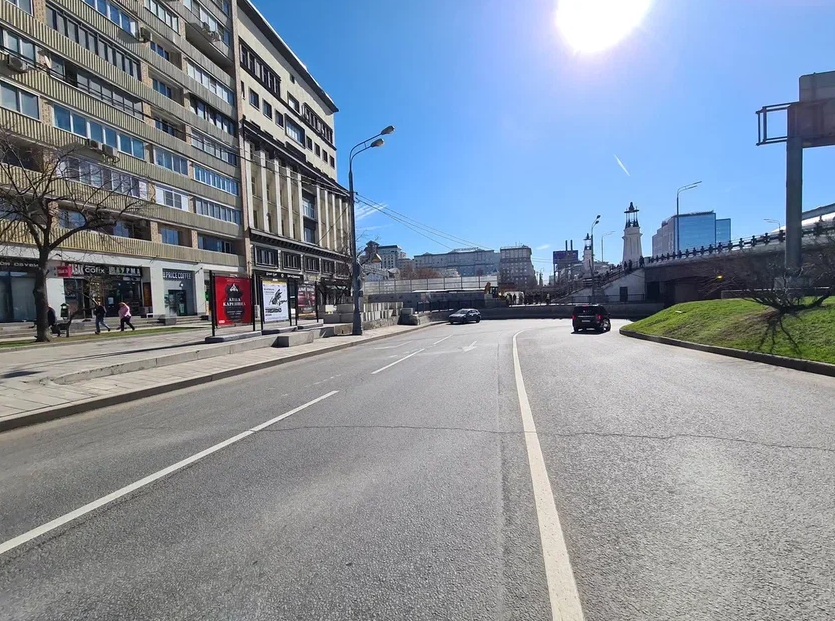 Фотография рекламного носителя, тип: Афиша 1.75x1.8, адрес: Ленинградский пр-т., д.2, стенд 1, Москва, Россия. Сторона A №865345