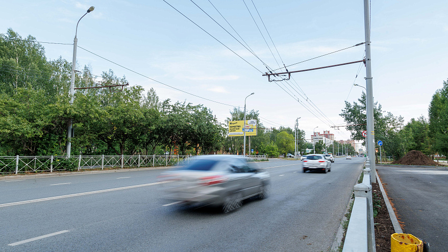 Фотография рекламного носителя, тип: Билборд 3x6, адрес: Адоратского ул., д.22, Казань, Республика Татарстан, Россия. Сторона B №231868
