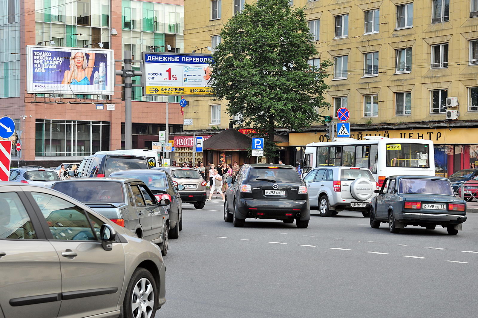 Фотография рекламного носителя, тип: Билборд 3x6, адрес: Тульская ул. Х Красных Текстильщиков ул., Санкт-Петербург, Россия. Сторона A1-A3 №106128