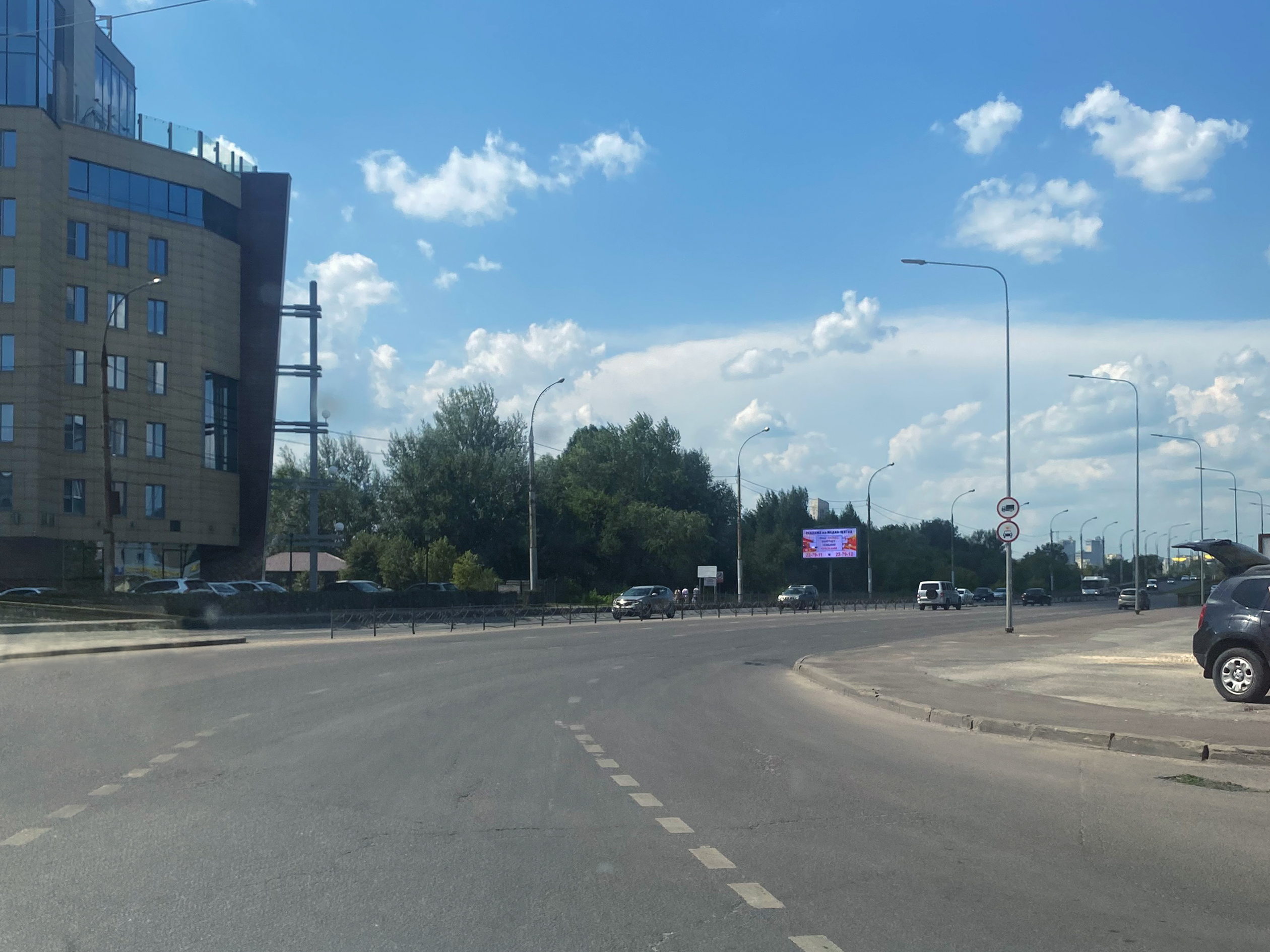 Фотография рекламного носителя, тип: Билборд 3x6, адрес: Петровкий мост ул., д.1, Липецк, Липецкая область, Россия. Сторона Б1-Б10 №1014067