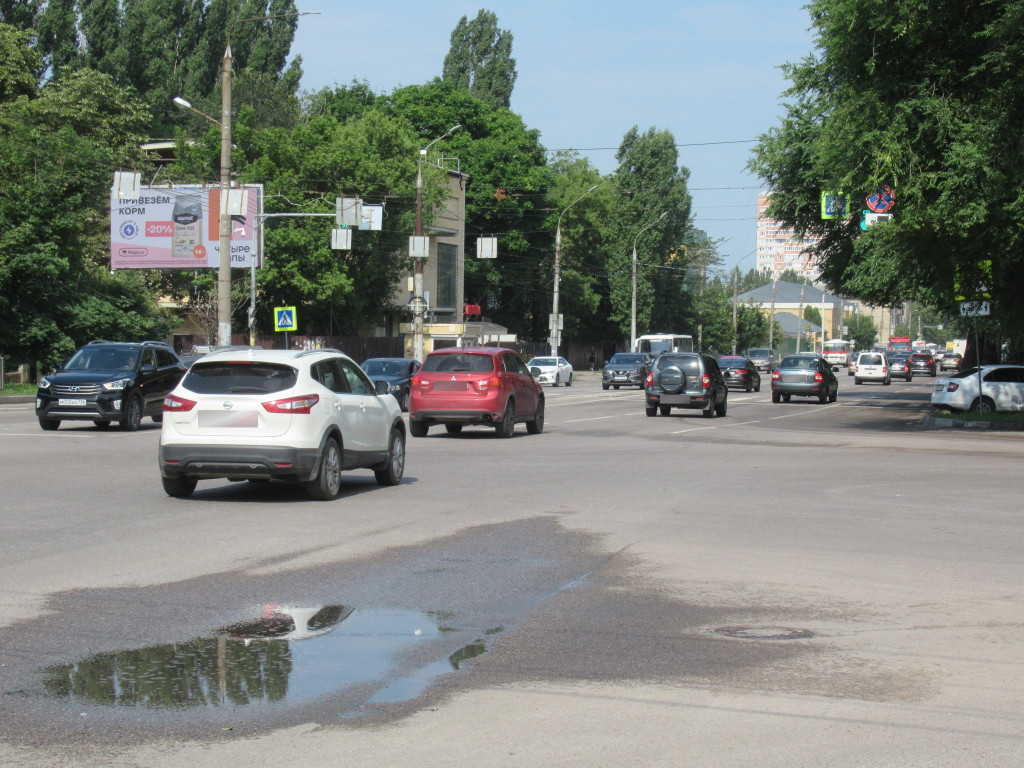Фотография рекламного носителя, тип: Билборд 3x6, адрес: 9 Января ул., д.103 Х Труда пр-т., Воронеж, Воронежская область, Россия. Сторона Б №111714