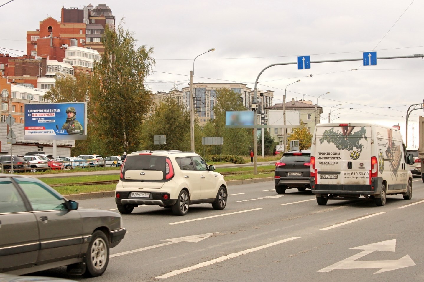 Фотография рекламного носителя, тип: Билборд 3x6, адрес: Энгельса пр-т. Х Сикейроса ул., д.1, Санкт-Петербург, Россия. Сторона Б №105870