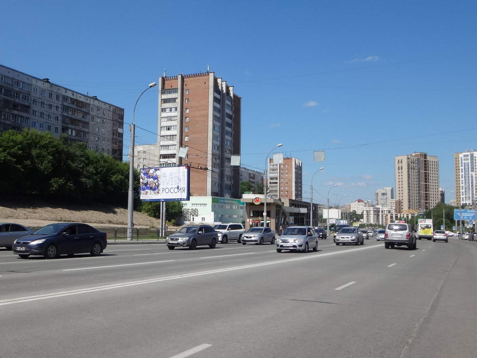 Фотография рекламного носителя, тип: Билборд 3x6, адрес: Кошурникова ул. Х Б. Богаткова ул., д.219, Новосибирск, Новосибирская область, Россия. Сторона Б №124638