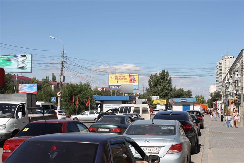 Фотография рекламного носителя, тип: Билборд 3x6, адрес: Университетский пр-т. Х Казахская ул., Волгоград, Волгоградская область, Россия. Сторона А №82960