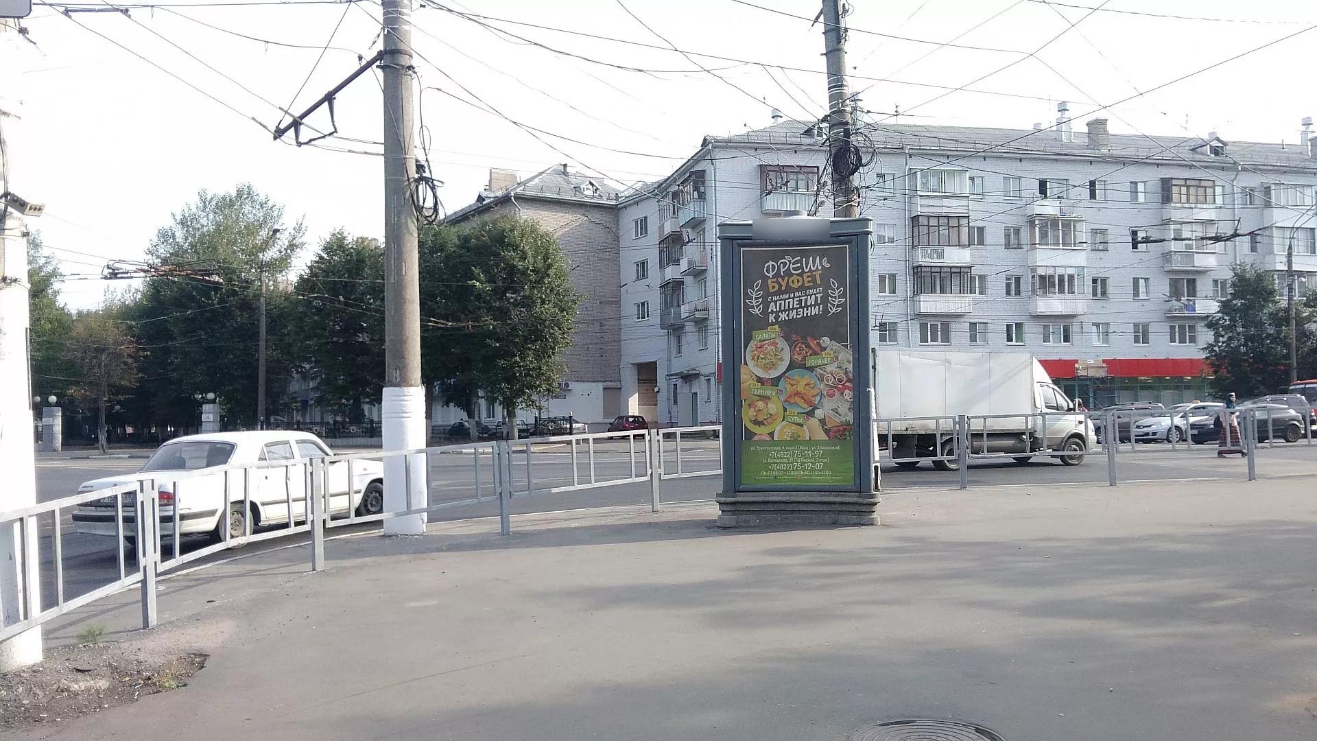 Фотография рекламного носителя, тип: Пиллар 3x1.4, адрес: Смоленский пер., д.8, Тверь, Тверская область, Россия. Сторона А №228125