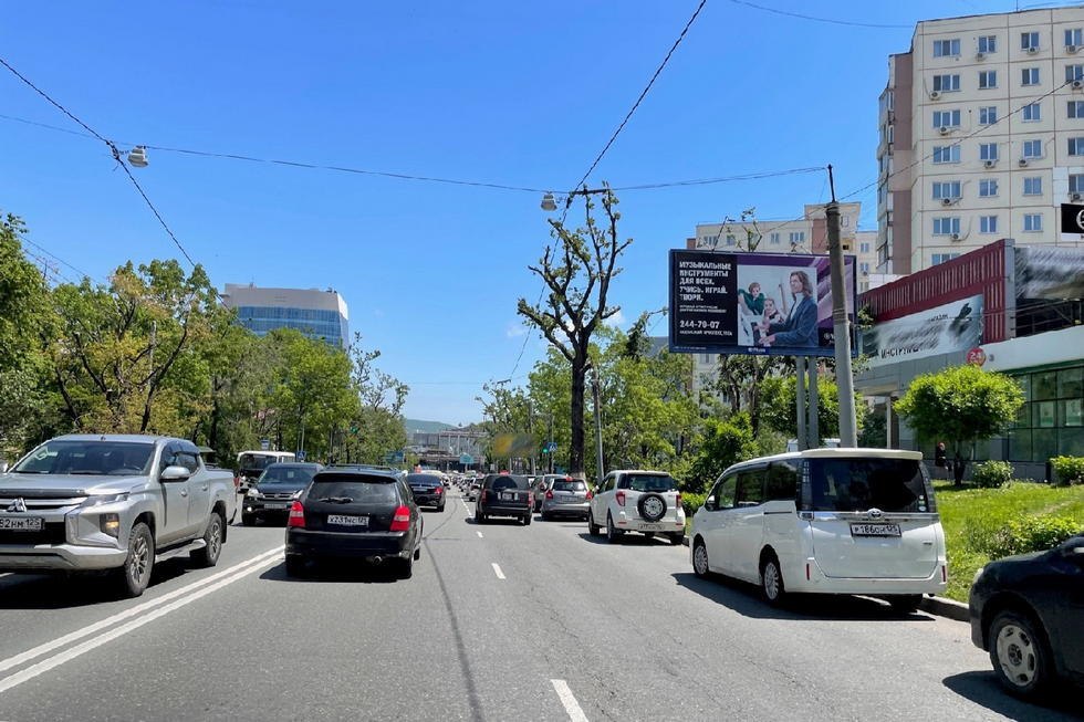 Фотография рекламного носителя, тип: Билборд 3x6, адрес: Океанский пр-т., д.110, Владивосток, Приморский край, Россия. Сторона А №154073
