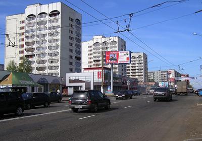 Фотография рекламного носителя, тип: Билборд 3x6, адрес: Воровского ул., д.102, Киров, Кировская область, Россия. Сторона B1-B3 №161237