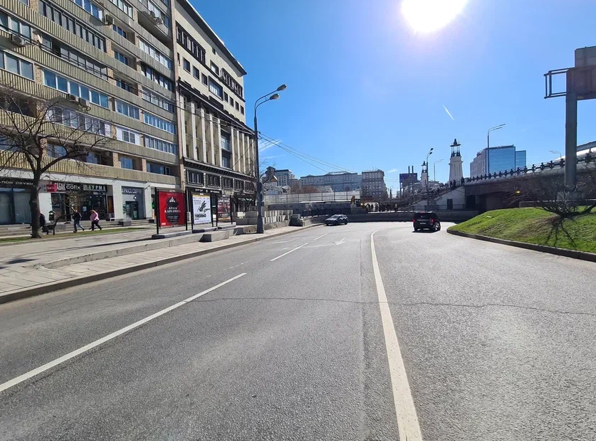 Фотография рекламного носителя, тип: Афиша 1.75x1.8, адрес: Ленинградский пр-т., д.2, стенд 2, Москва, Россия. Сторона A №886923