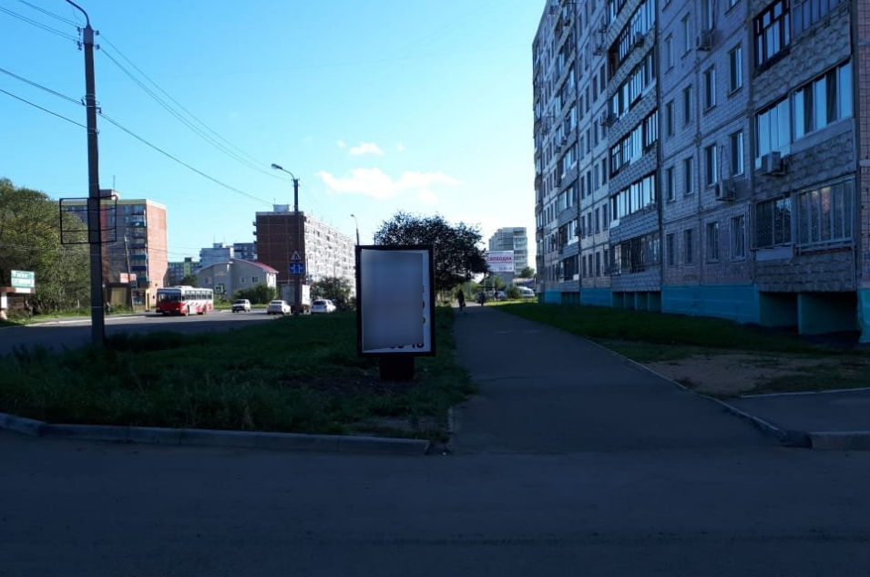 Фотография рекламного носителя, тип: Ситиформат 1.8x1.2, адрес: Дикопольцева ул., д.31, поз.1, Комсомольск-на-Амуре, Хабаровский край, Россия. Сторона А №1370547