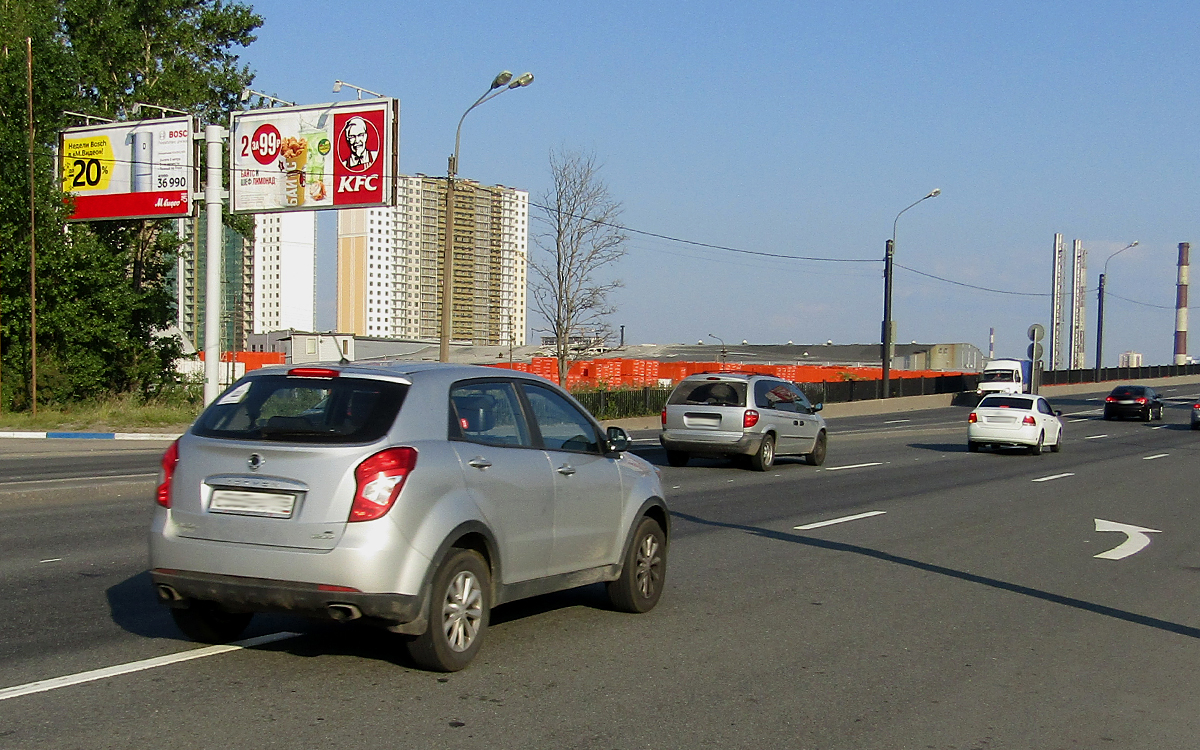 Фотография рекламного носителя, тип: Билборд 3x6, адрес: Октябрьская наб., д.38, корп. 3, Санкт-Петербург, Россия. Сторона B2 №171584